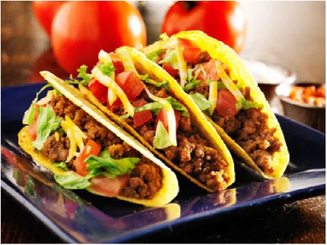 (長期) 基地内タコス屋の店舗スタッフ【注文受付や簡単な調理】の画像