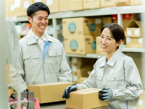倉庫内作業【常温庫内での食品雑貨等のライン集荷やステージング業務など】の画像
