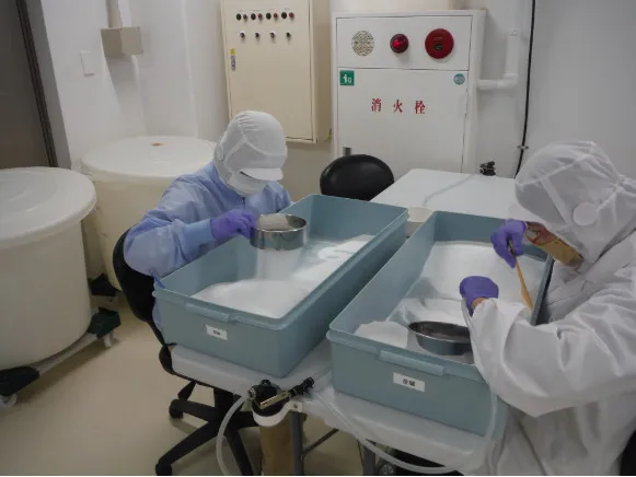 塩工場検品スタッフの画像