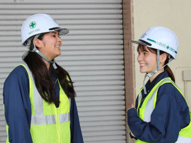 通訳コーディネーター(工事部)【当社社員と米国人検査官間の通訳や翻訳】の画像