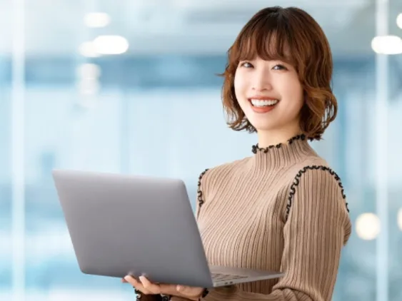 （未経験可）Webマーケター【広告作成やレポート作成などの業務】の画像