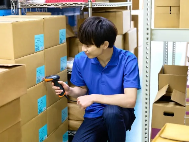 (未経験可)倉庫内ピッキングスタッフ【食材を決められた内容通りに仕分けする作業】の画像