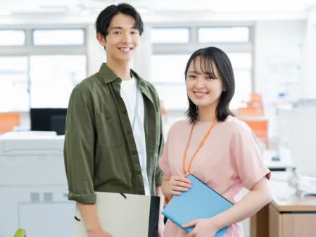 中古車オークションの商品データ入力【リストを見ながら車種などを入力】の画像