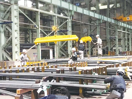 天井クレーンオペレーターの画像