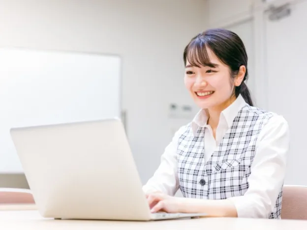 事務サポート【医療機関でのデータ入力や書類のファイリング等】の画像