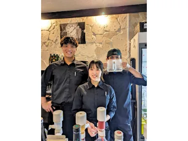 ホールスタッフ【個室風居酒屋でのホール業務や盛付け補助など】の画像