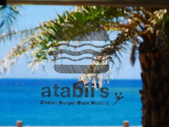 ハンバーガーショップのホールスタッフ【レジや注文受付及び席の案内など】の画像