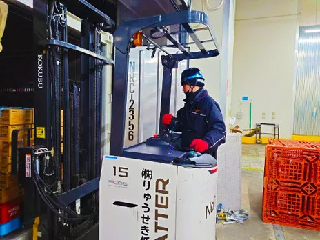 (資格者)フォークリフトオペレーター【冷蔵や冷凍倉庫内での仕分けや品質管理業務】の画像