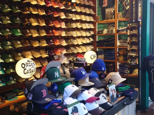 (未経験可)ショップスタッフ【帽子屋専門店内にてお客様の接客及び販売】の画像