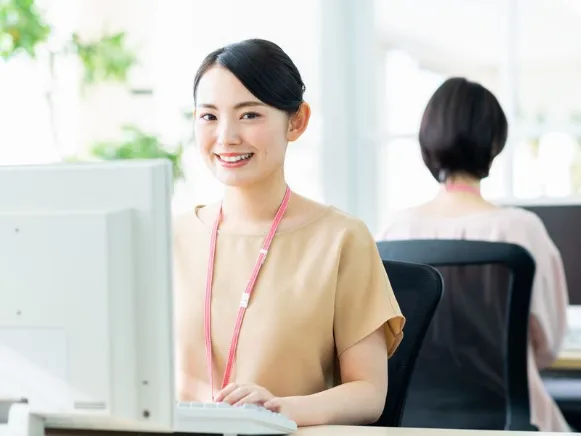 人事労務事務【給与計算や入退社時の社会保険手続きなど】の画像