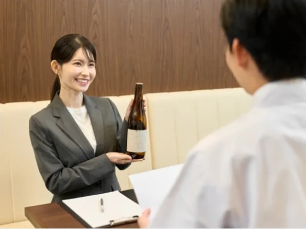 ルート営業【既存顧客へのビンやペットボトルの卸売り営業】の画像