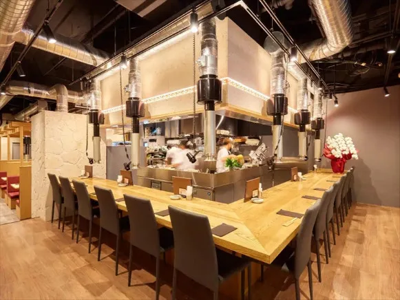 店長【焼肉としゃぶしゃぶ店でのサービス業務や店舗運営】の画像