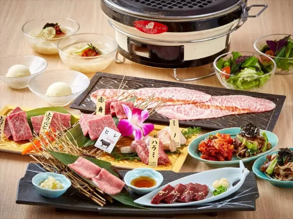 調理スタッフ【焼肉としゃぶしゃぶ店での調理や盛付など】の画像