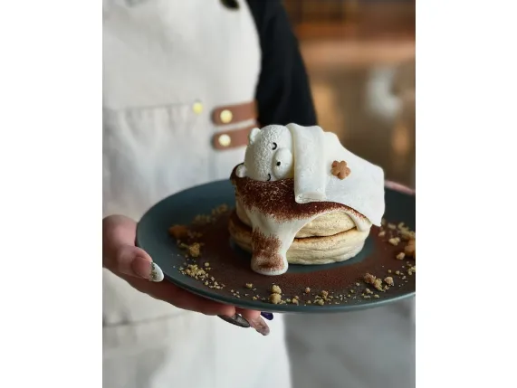 ホールスタッフ【カフェでの接客やレジ及び軽食の調理など】の画像