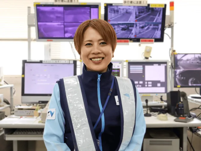 料金所収受スタッフ【通行料金の徴収やモニター監視業務など】の画像