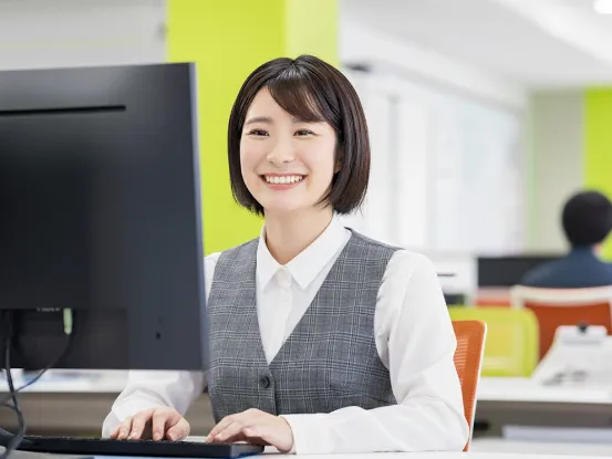 事務スタッフ【紙製品の商品受注や請求書の発行など】の画像