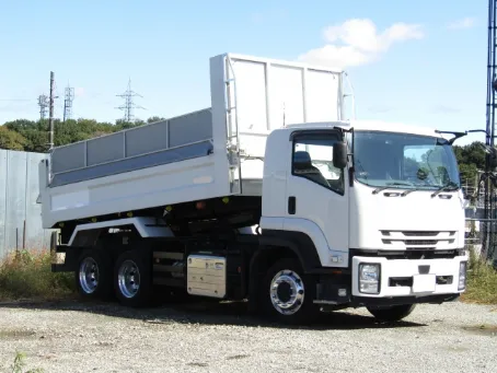 大型ダンプ運転手の画像