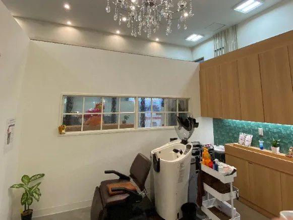 美容師フリーランス【カット＆カラー専門店でのスタイリスト業務】の画像