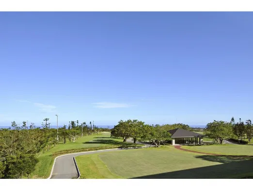 サポートスタッフ【クラブ受渡しやボールの行方チェック及びコース案内等】の画像