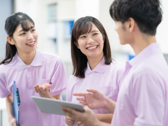 看護師(正・准)【半日型リハビリデイサービスでの看護業務】の画像