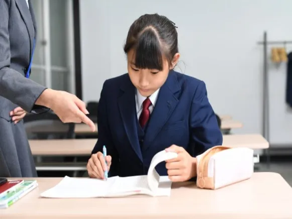 個別指導塾講師（個別指導・家庭教師）の画像