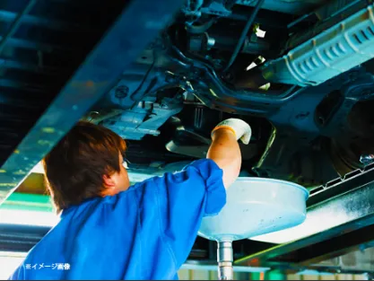 整備工員【自社バスの整備点検や修理など】の画像