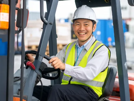 (未経験可)倉庫作業スタッフ【倉庫内での商品の在庫管理やフォークリフト業務】の画像