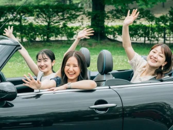 レンタカースタッフ(未経験可)【送迎および貸出業務など】の画像