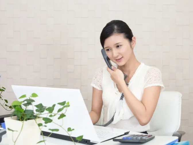 事務スタッフ(未経験可)【電話対応や伝票チェックなどの業務】の画像