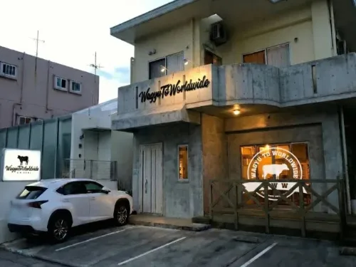 店舗スタッフ【ハンバーガーショップでの接客や調理補助など】の画像