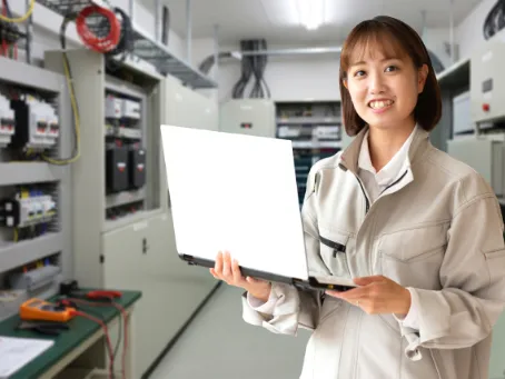 (未経験可)電気工事スタッフ【公共工事や電気工事および日報作成などのお仕事】の画像