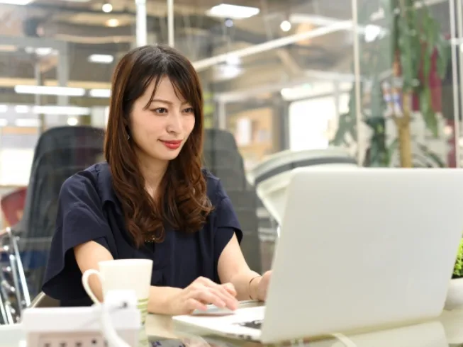 (未経験可)経理スタッフ【社内の経理業務全般及び決算や財務の業務】の画像