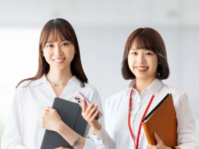 (未経験可)総務・広報スタッフ【不動産会社の広告物作成や庶務業務及び営業事務】の画像