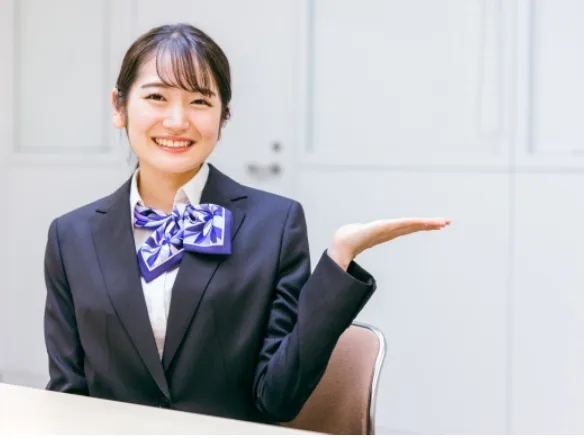 (未経験可)ホテルフロントスタッフ【チェックインアウトの対応やお客様案内など】の画像