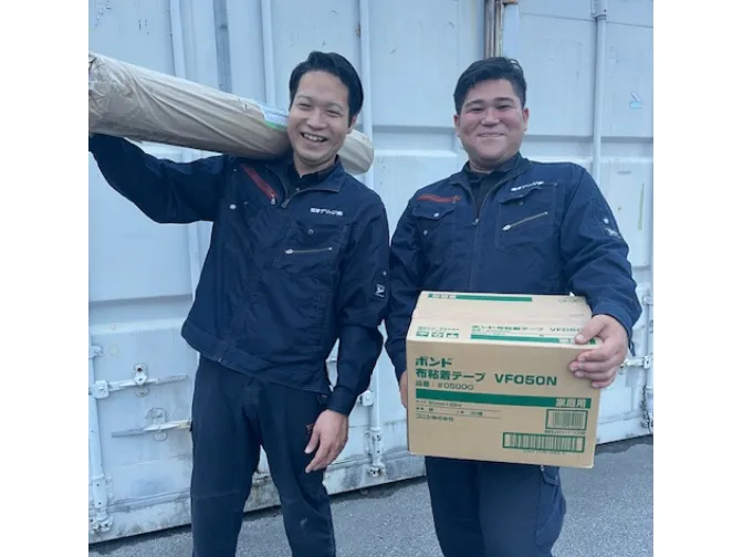 ルート営業兼配送スタッフ【既存のお客様中心のルート営業及び建築資材の配達】の画像