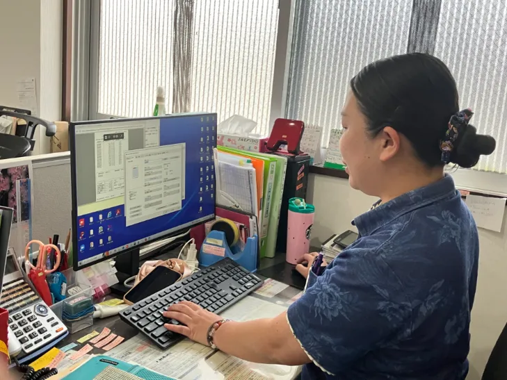 事務スタッフ【事務作業および登録手続きなどでの外出】の画像
