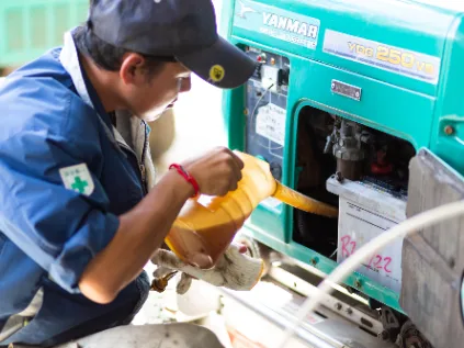 機械整備【重機や小物機械のオイル交換や軽作業】の画像