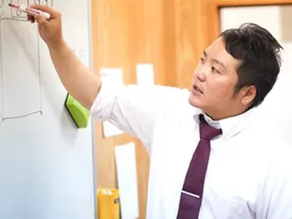 個別学習塾の教室長の画像