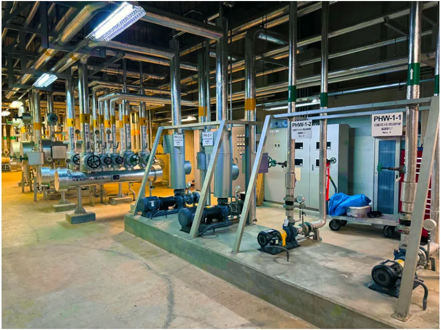 設備保守作業員の画像