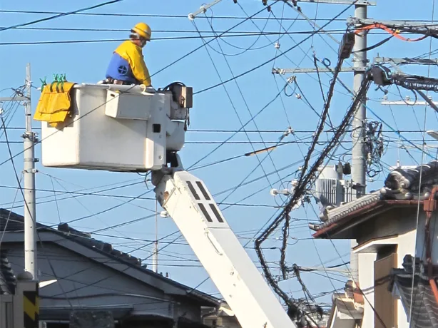 電気通信技術スタッフの画像