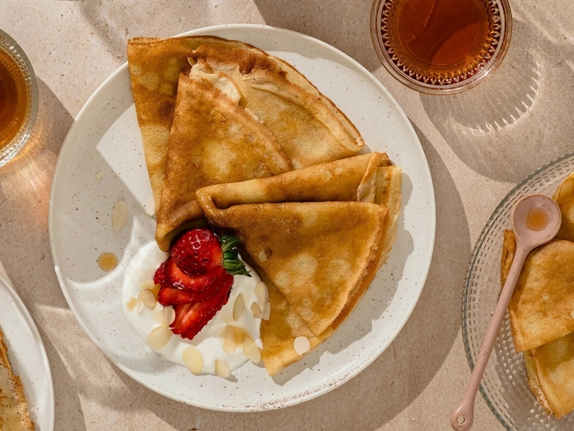 アパレルブランドのカフェスタッフ【ご案内や注文受付及びクレープやドリンクの調理】の画像