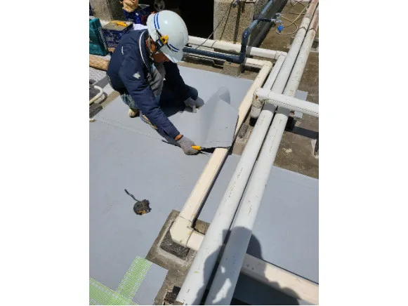 塗装工【新築やリフォームなどの建物の塗装や防水加工等】の画像