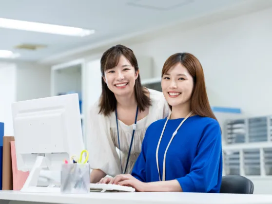 不動産管理・運営スタッフ【運営する各店舗の不動産管理や地権者への連絡業務など】の画像