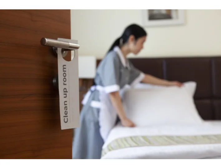 客室清掃スタッフ【リゾートホテルにてベッドメイクや水回り清掃など】の画像