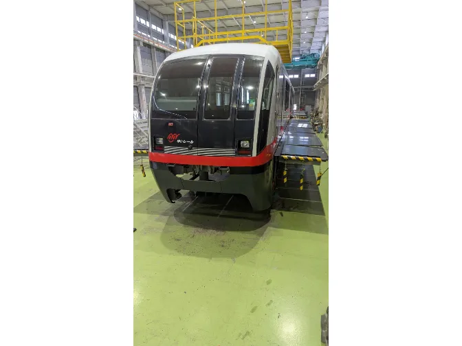 モノレール車両保守・整備スタッフの画像