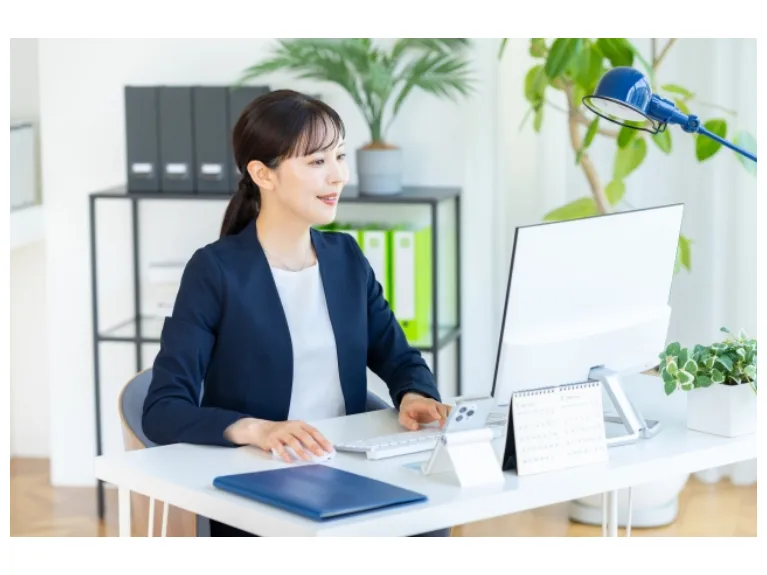 不動産サポートスタッフ【電話応対や各部署の事務サポートなど】の画像