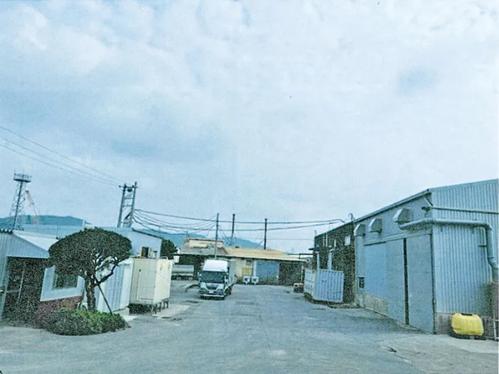 工場内作業兼配送スタッフの画像