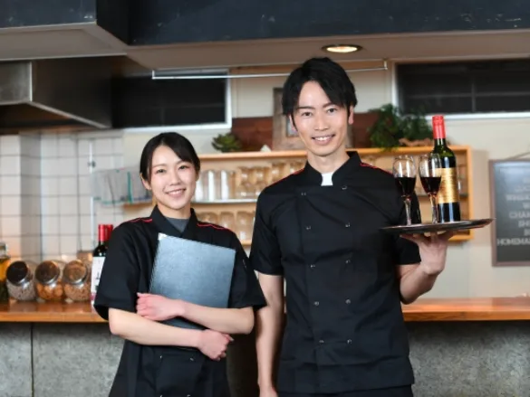 レストラン受付・案内スタッフ【お客様のお出迎えやカンタンな予約受付対応】の画像