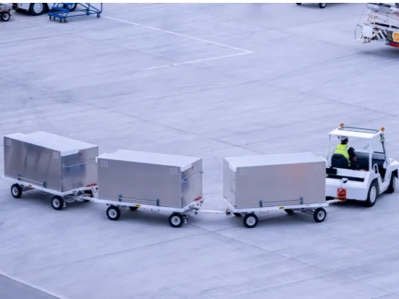 グランドハンドリング【手荷物の運搬および仕分けるだけのカンタン作業】の画像