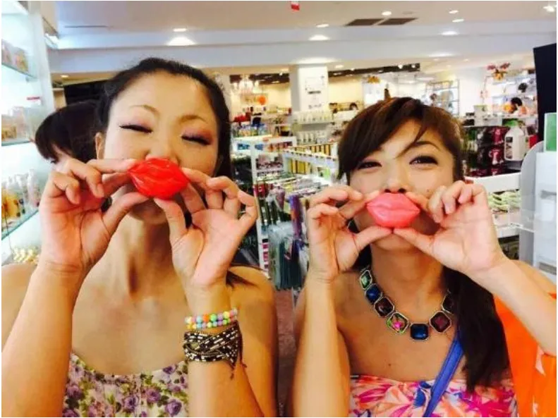 イベント企画スタッフ【輸入雑貨や食品関連などの商品企画やプロモーションなど】の画像